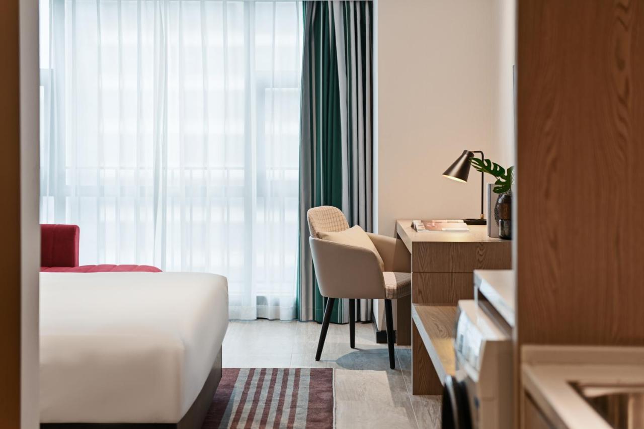 Livetour Hotel Luogang Science City Canton Extérieur photo